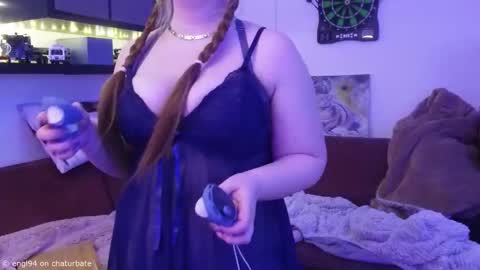 Snapshot of engl94 chatting on 02/06/26, 08:56 Engl Ailu online show from 02/06/26, 08:56