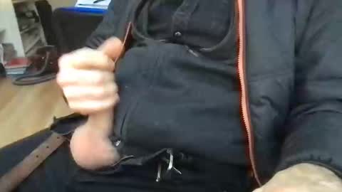 englefield online show from 02/02/25, 03:49