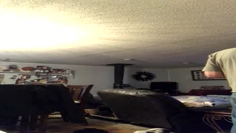 Snapshot of engleskee chatting on 04/24/26, 07:11 engleskee online show from 04/24/26, 07:11