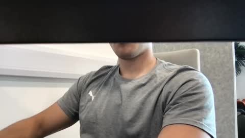 Snapshot of englishdaddy9 chatting on 09/11/25, 01:22 englishdaddy9 online show from 09/11/25, 01:22