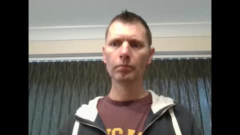 Snapshot of englishguy183 chatting on 03/17/26, 09:01 EnglishGuy183 online show from 03/17/26, 09:01