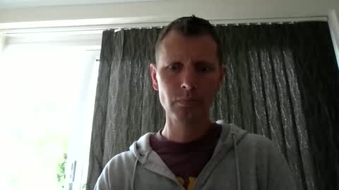 Snapshot of englishguy183 chatting on 05/16/26, 01:10 EnglishGuy183 online show from 05/16/26, 01:10