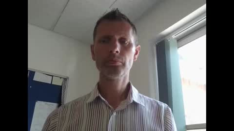 Snapshot of englishguy183 chatting on 05/28/26, 12:35 EnglishGuy183 online show from 05/28/26, 12:35