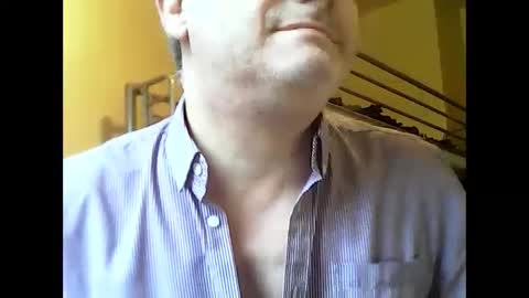 englishguysurrey online show from 02/23/25, 03:40