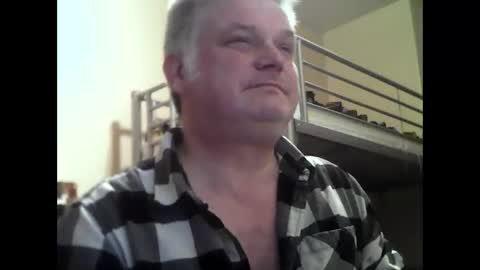 englishguysurrey online show from 12/17/25, 10:05