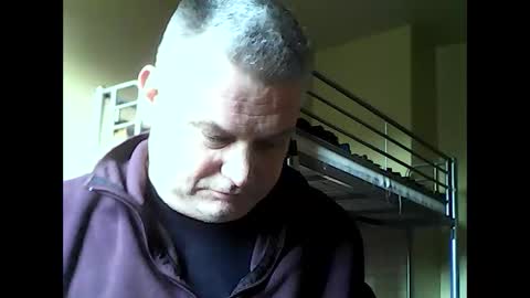 englishguysurrey online show from 02/22/26, 02:04