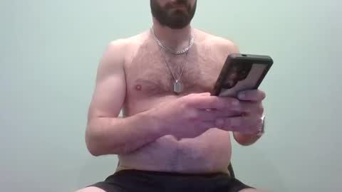 Snapshot of englishphatcock chatting on 03/27/26, 04:07 Happy online show from 03/27/26, 04:07