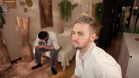 Johnny online show from 10/16/25, 03:35