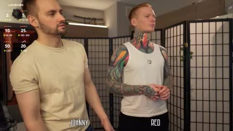 Snapshot of enjohnny chatting on 11/06/25, 03:57 Johnny online show from 11/06/25, 03:57