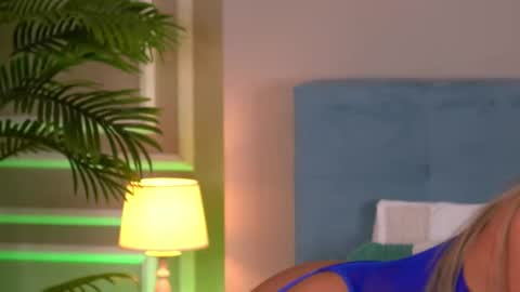 Emma online show from 11/16/25, 04:29