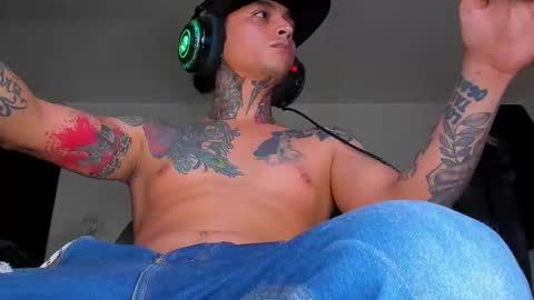 Snapshot of enjoymycock99 chatting on 02/11/25, 12:48 enjoymycock99 online show from 02/11/25, 12:48