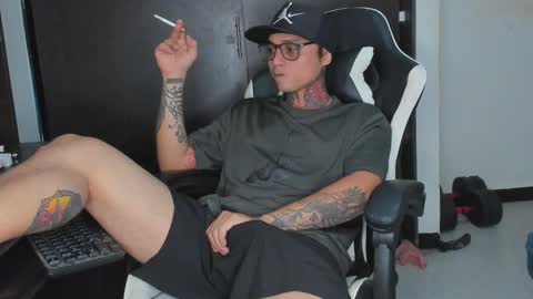 Snapshot of enjoymycock99 chatting on 02/23/25, 11:47 enjoymycock99 online show from 02/23/25, 11:47