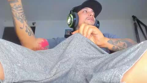 enjoymycock99 online show from 11/01/25, 05:20