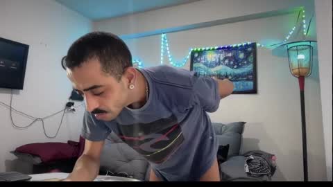 Snapshot of enjoythetrip chatting on 09/09/25, 03:55 Luke online show from 09/09/25, 03:55