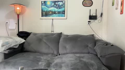 Snapshot of enjoythetrip chatting on 03/19/26, 04:44 Luke online show from 03/19/26, 04:44