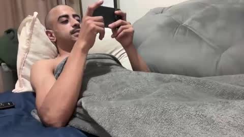 Snapshot of enjoythetrip chatting on 03/23/26, 09:19 Luke online show from 03/23/26, 09:19