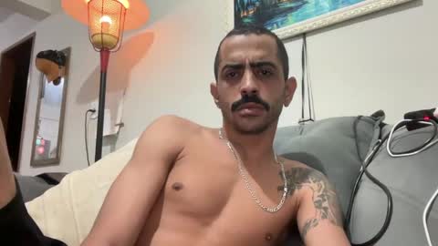 Snapshot of enjoythetrip chatting on 04/20/26, 01:52 Luke online show from 04/20/26, 01:52