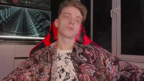 Enker online show from 10/24/25, 02:08