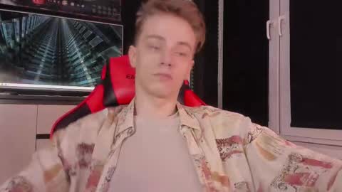 Enker online show from 10/27/25, 08:57