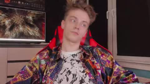 Enker online show from 12/01/25, 03:44