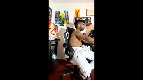 Snapshot of enriblack92 chatting on 04/12/26, 12:37 enriblack92 online show from 04/12/26, 12:37