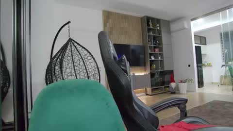 Erik online show from 02/03/26, 07:41