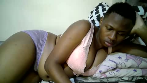 Ell online show from 04/12/26, 08:19