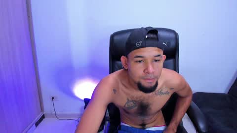 enyel_100 online show from 05/26/26, 01:56