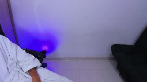 enyel_100 online show from 05/27/26, 04:42