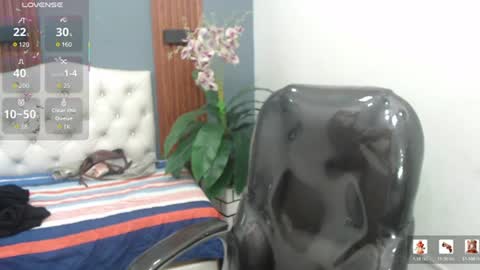 Snapshot of enyelin chatting on 06/12/26, 07:35 Enyenlina online show from 06/12/26, 07:35