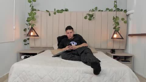 ENZO online show from 11/29/25, 03:26