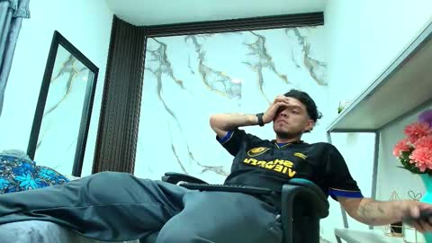    online show from 02/03/26, 03:59