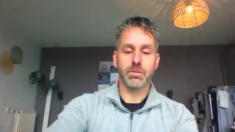 Snapshot of enzoenzo7 chatting on 02/04/25, 09:49 Enzos Massive Cock online show from 02/04/25, 09:49