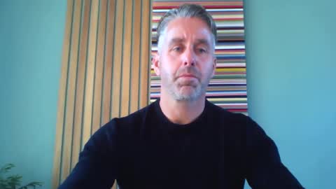 Snapshot of enzoenzo7 chatting on 10/01/25, 09:04 Enzos Massive Cock online show from 10/01/25, 09:04