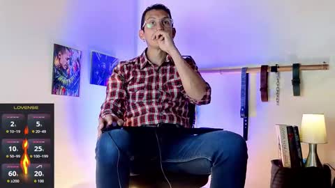 Snapshot of enzoprat chatting on 03/14/26, 03:01 enzoprat online show from 03/14/26, 03:01