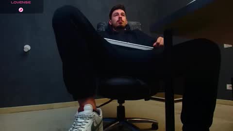 EnzoRace online show from 09/28/25, 04:40