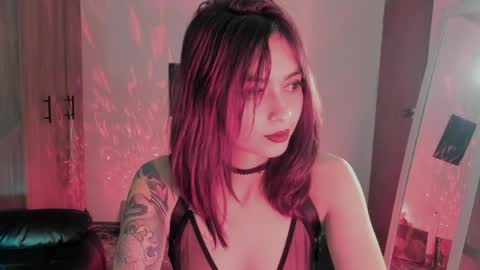 Leyla online show from 04/30/26, 01:01