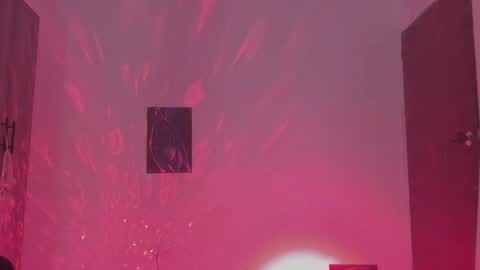 Snapshot of ephemeral_hot chatting on 05/15/26, 11:45 Leyla online show from 05/15/26, 11:45