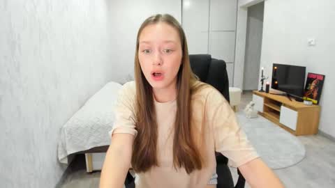 Renata online show from 02/16/25, 02:21