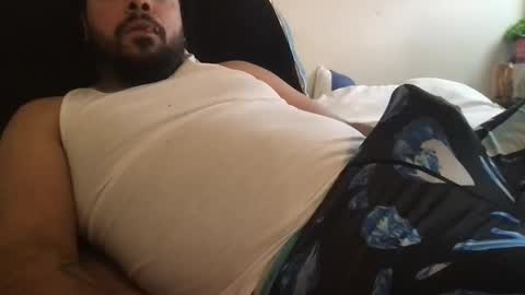 Snapshot of epicnutsz chatting on 01/31/25, 06:36 epicstrokesz online show from 01/31/25, 06:36