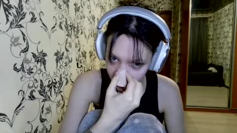 Lucy NEXT STREAM January 5 HNY  online show from 04/04/26, 01:04