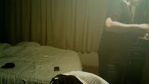 Snapshot of epizness chatting on 02/20/25, 07:34 Kris online show from 02/20/25, 07:34