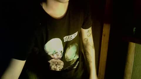 Snapshot of epizness chatting on 03/07/25, 05:40 Kris online show from 03/07/25, 05:40