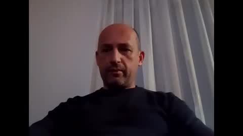 Snapshot of epu17 chatting on 10/03/25, 05:10 epu17 online show from 10/03/25, 05:10