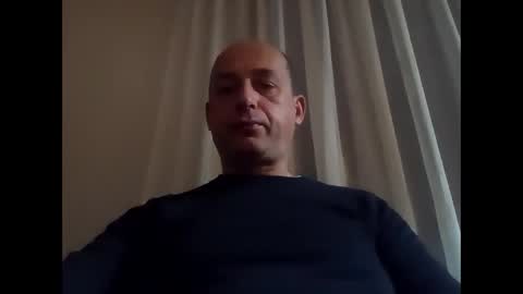 Snapshot of epu17 chatting on 10/13/25, 03:39 epu17 online show from 10/13/25, 03:39