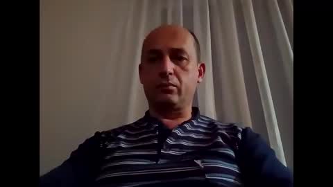 Snapshot of epu17 chatting on 10/16/25, 06:42 epu17 online show from 10/16/25, 06:42