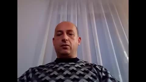 Snapshot of epu17 chatting on 10/27/25, 04:27 epu17 online show from 10/27/25, 04:27