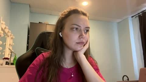 Lily online show from 04/03/26, 03:04