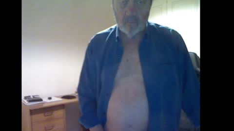 erasmus_d online show from 02/04/25, 06:38