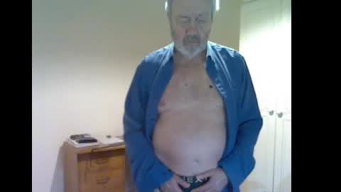 erasmus_d online show from 01/13/26, 06:13